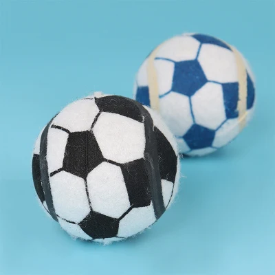 Venta caliente Juguete para mascotas Resistencia a mordeduras Pelota de juguete de fútbol Perro Molar Linda forma redonda Sonido Masticar Juguete Pelota de entrenamiento Suministros para mascotas